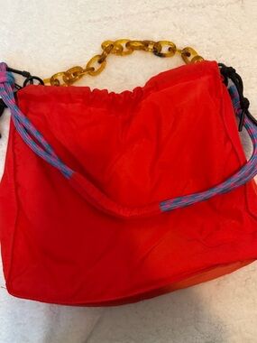 Rotunda Nylon Red Bag